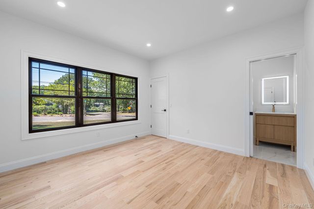 1700 Smith Drive S, Southold, NY 11971