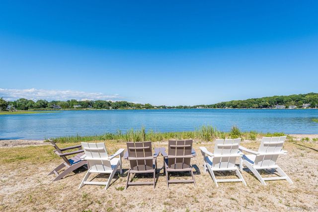 1700 Smith Drive S, Southold, NY 11971