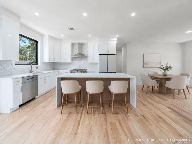 1700 Smith Drive S, Southold, NY 11971