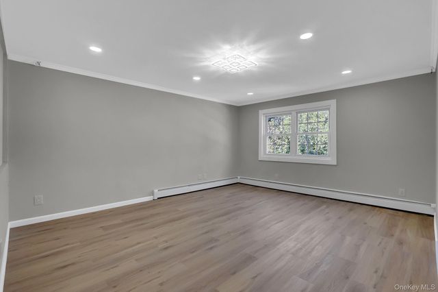 376 Ferraris, Copiague, NY 11726
