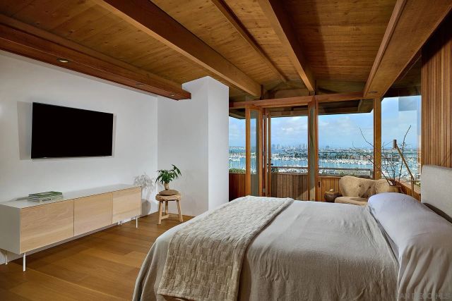 3016 Rogers Street, San Diego, CA 92106