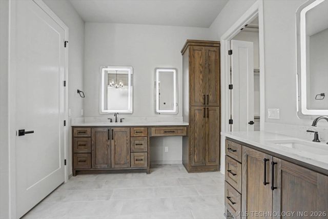 1234 N 71st Place, Broken Arrow, OK 74014