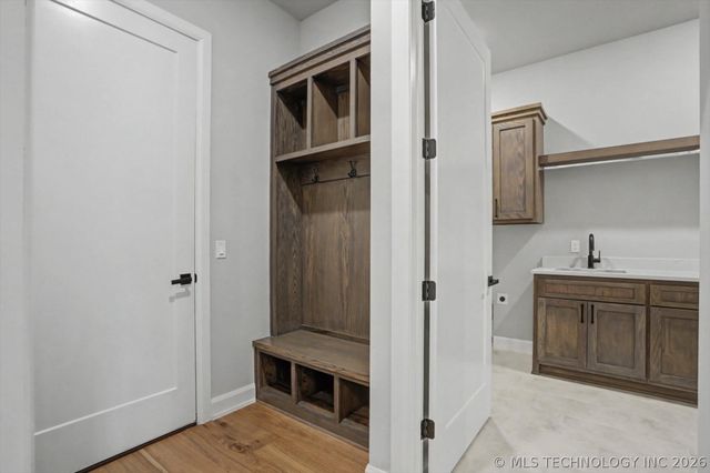 1234 N 71st Place, Broken Arrow, OK 74014