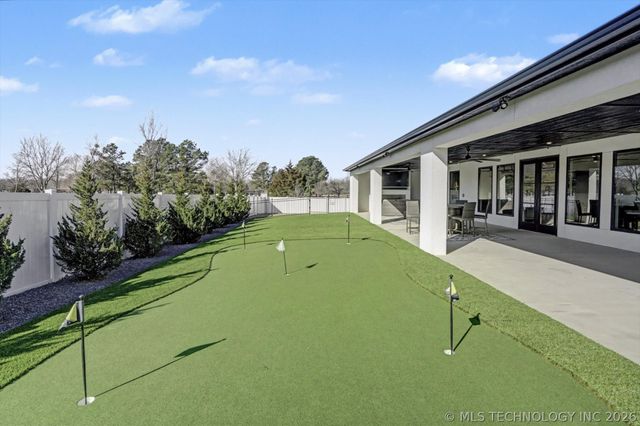 1234 N 71st Place, Broken Arrow, OK 74014