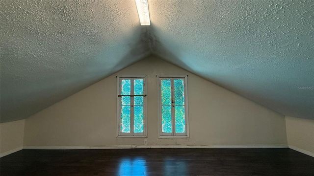 5527 9TH STREET, Zephyrhills, FL 33542