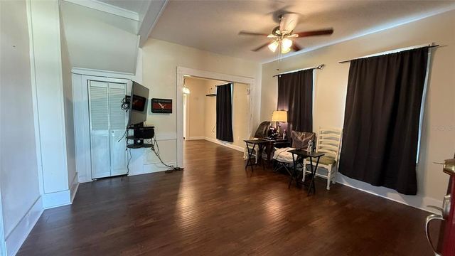 5527 9TH STREET, Zephyrhills, FL 33542