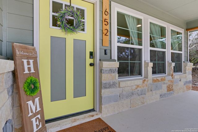 652 CANYON BEND, Canyon Lake, TX 78133