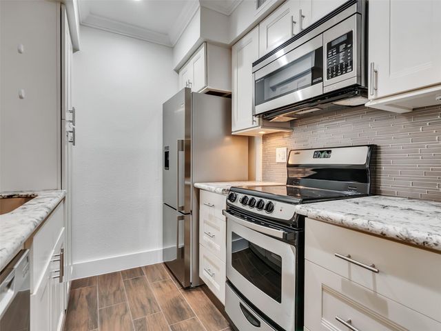 3402 Garrott Street 1, Houston, TX 77006
