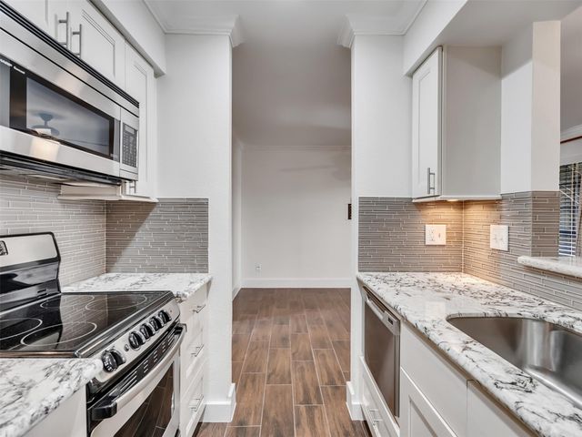 3402 Garrott Street 1, Houston, TX 77006
