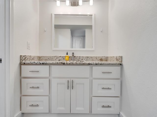 3402 Garrott Street 1, Houston, TX 77006