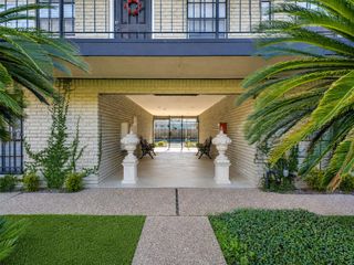 3402 Garrott Street 1, Houston, TX 77006
