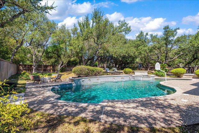 3500 Wellspring DR, Bee Cave, TX 78738