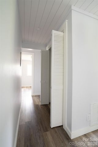 250 Oakdale Street, Brevard, NC 28712
