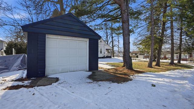 1105 Linden St, Monaca, PA 15061