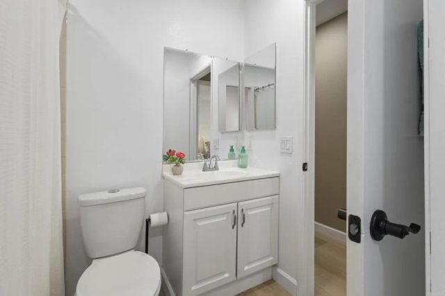 5232 Quemado Court, San Diego, CA 92124