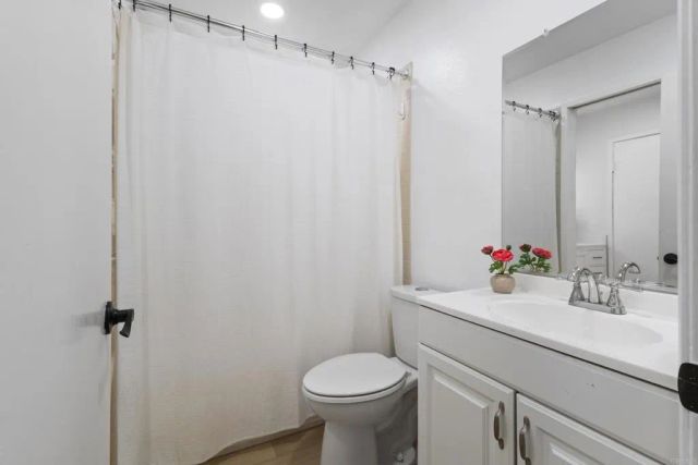 5232 Quemado Court, San Diego, CA 92124