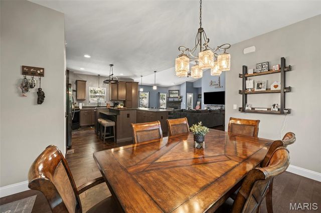 7 Seclusion Woods, Festus, MO 63028