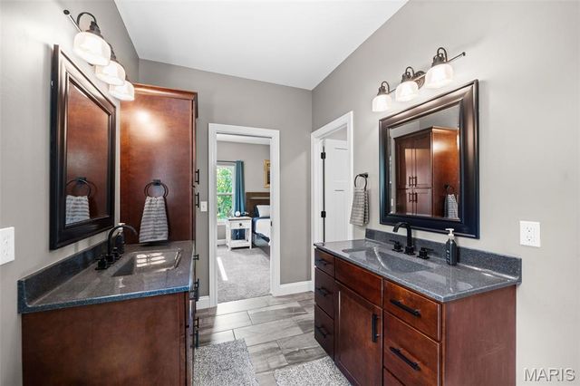 7 Seclusion Woods, Festus, MO 63028