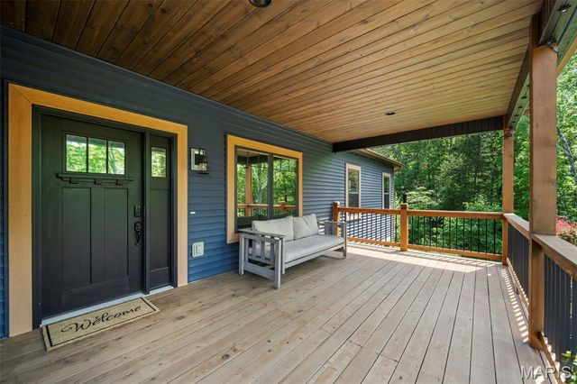 7 Seclusion Woods, Festus, MO 63028