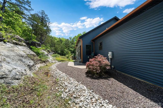 7 Seclusion Woods, Festus, MO 63028