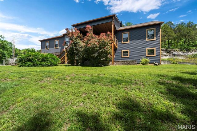 7 Seclusion Woods, Festus, MO 63028