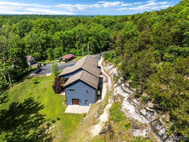 7 Seclusion Woods, Festus, MO 63028