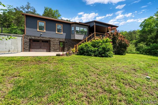 7 Seclusion Woods, Festus, MO 63028