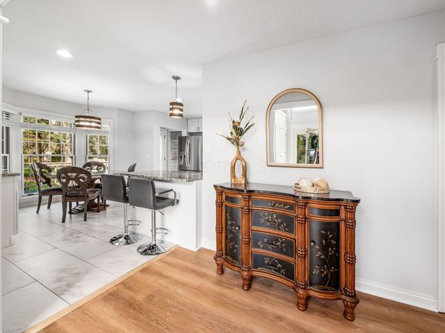 8610 Craigston Court, Dublin, OH 43017