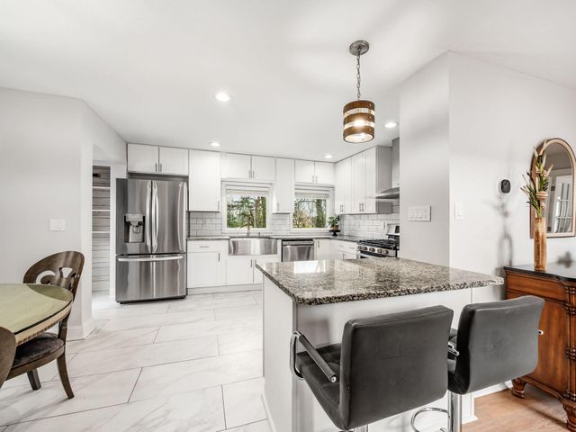 8610 Craigston Court, Dublin, OH 43017