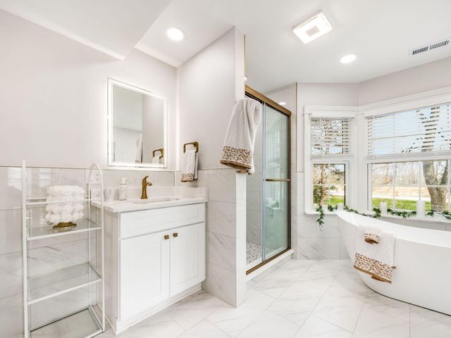 8610 Craigston Court, Dublin, OH 43017