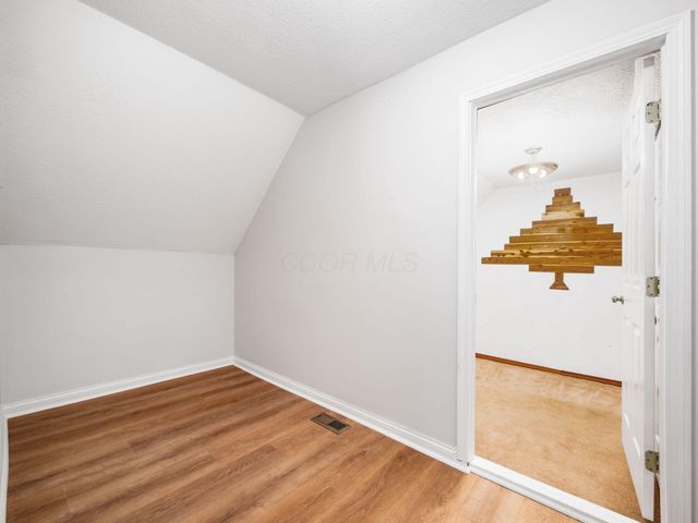 8610 Craigston Court, Dublin, OH 43017