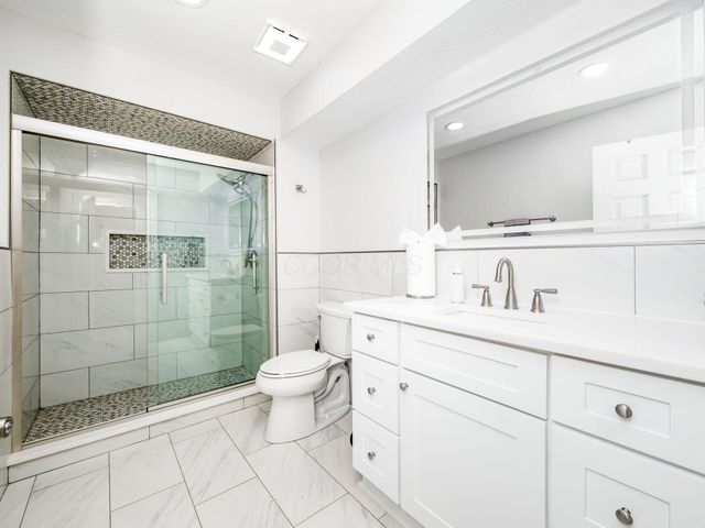 8610 Craigston Court, Dublin, OH 43017