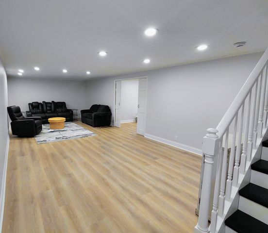 8610 Craigston Court, Dublin, OH 43017