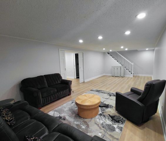 8610 Craigston Court, Dublin, OH 43017