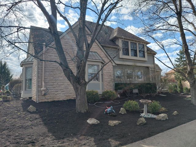 8610 Craigston Court, Dublin, OH 43017