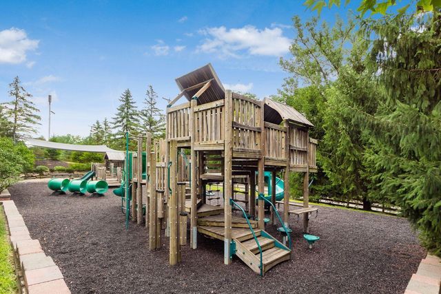 8610 Craigston Court, Dublin, OH 43017