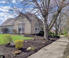 8610 Craigston Court, Dublin, OH 43017