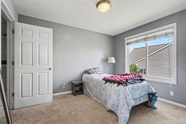 10264 Summerwood Drive, Zeeland, MI 49464