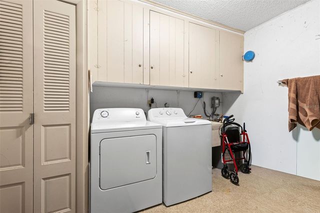 1227 QUEEN ANNE DRIVE A, Palm Harbor, FL 34684