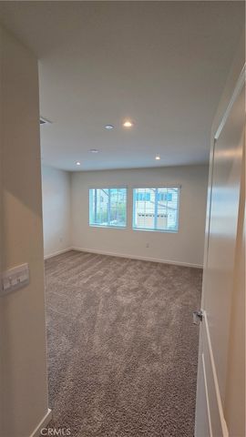 6333 Sierra Vista Lane, Fontana, CA 92336