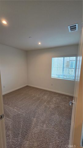 6333 Sierra Vista Lane, Fontana, CA 92336