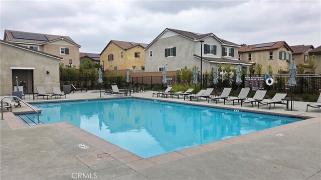 6333 Sierra Vista Lane, Fontana, CA 92336