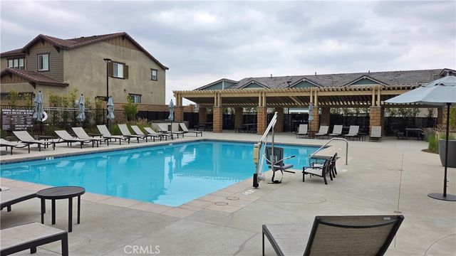 6333 Sierra Vista Lane, Fontana, CA 92336