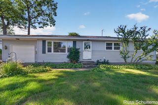 1501 Greenwich Road, Roosevelt Park, MI 49441