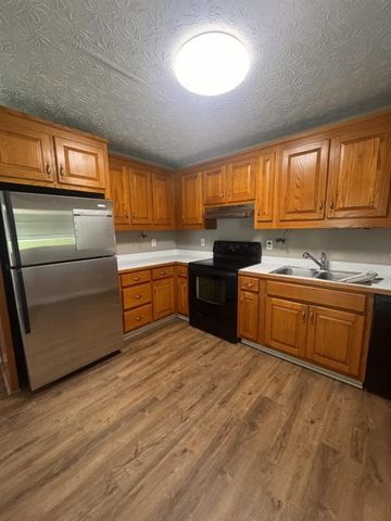 1149 Granite Lane, Loganville, GA 30052