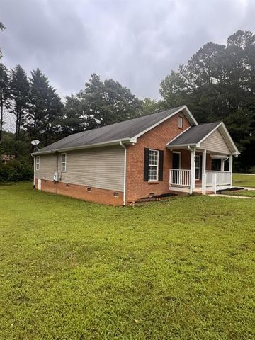 1149 Granite Lane, Loganville, GA 30052