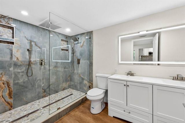 5182 25TH AVENUE S, Gulfport, FL 33707