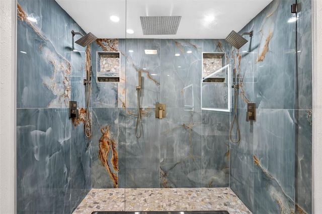 5182 25TH AVENUE S, Gulfport, FL 33707