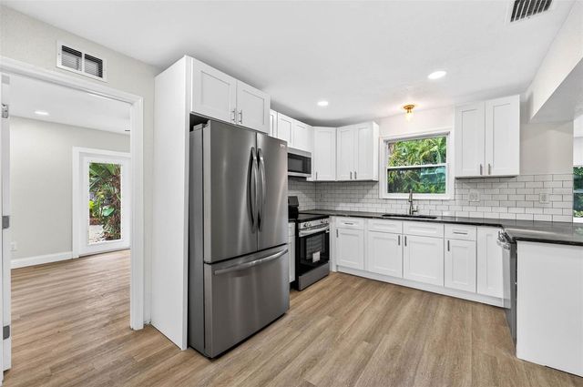 5182 25TH AVENUE S, Gulfport, FL 33707