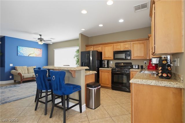 897 Via Del Tramonto Street, Henderson, NV 89011